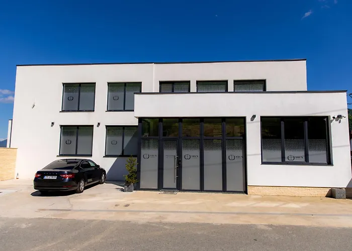 Yrys House - Adults OnlyPensiune